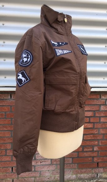 Jacket downunder brown color Size S - Click Image to Close